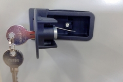 locking-lift-catch-02