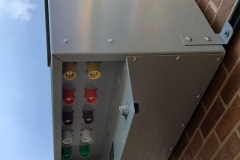 W08-5S-M9-bottom-conduit-entry-05